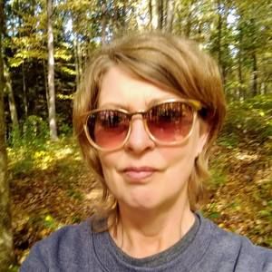 Meet your Posher, Laurie